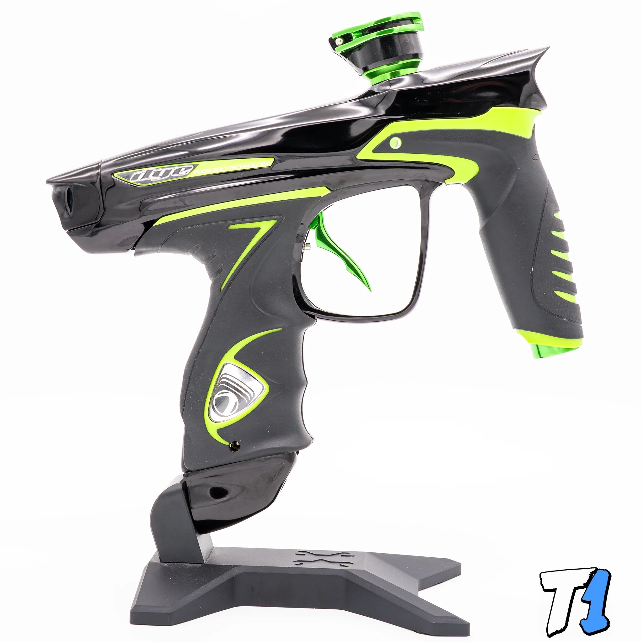 Dye DM14 - Black/Green